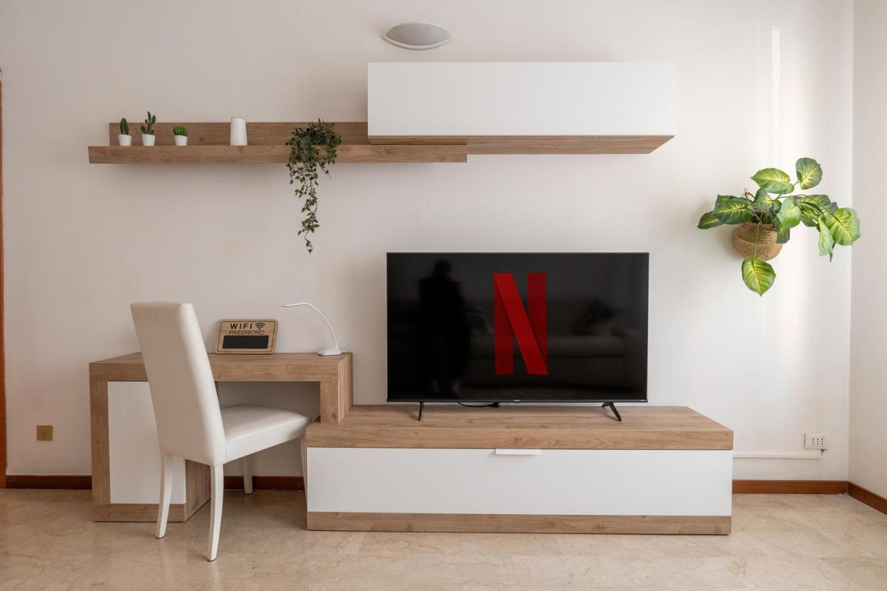 Апартаменты San Siro Big House Wifi Netflix Free Parking Милан Экстерьер фото